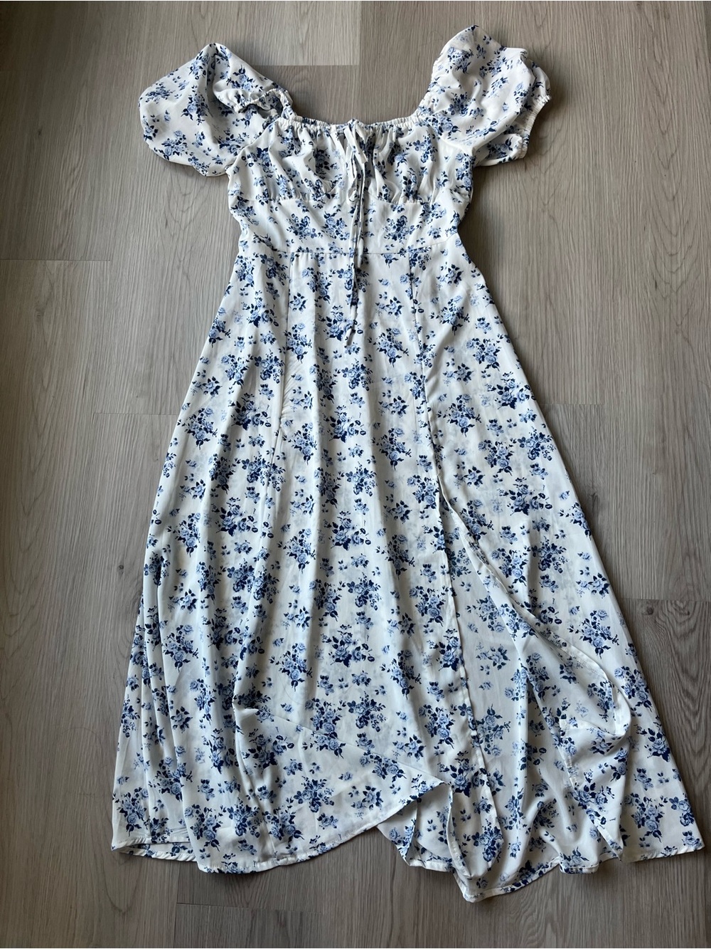 Women’s White & Blue Floral Puff-Sleeve Midi Dress Size S